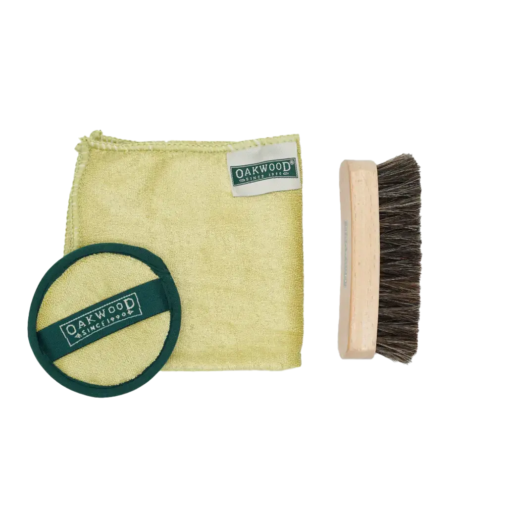 Oakwood Set A: Cleaning Cloth + Professional Horsehair Brush