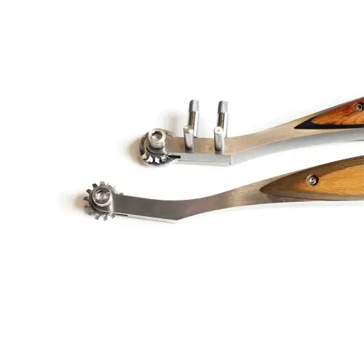 Doldokki 线迹刺轮